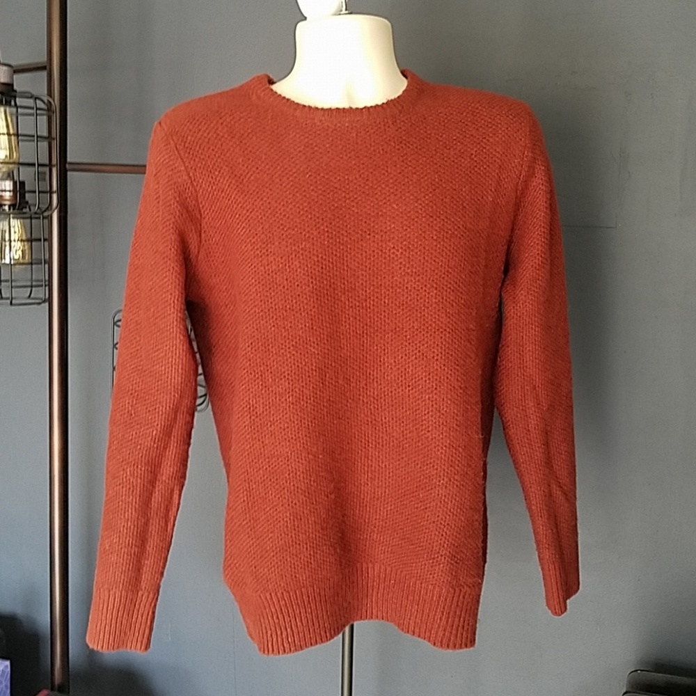 Knit sweater